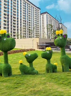 户外玻璃钢园区卡通动物长颈鹿雕塑景观小品公园草坪绿化装饰摆件