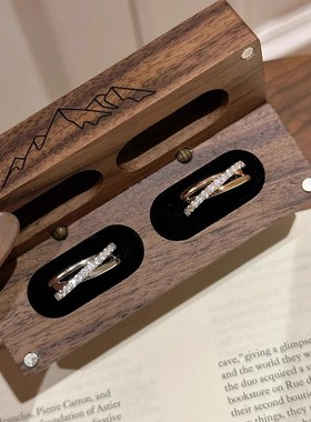 白色金色交织排钻戒指小众设计感