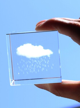 极速水晶云朵雨点小摆件透明立方办公F室可爱桌面摆设创意生日礼