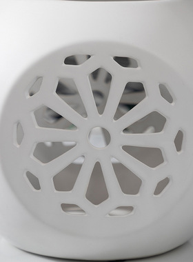 潮州市镂空透光复古烛台陶瓷摆件欧M式烛台摆件陶瓷烛台