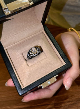 中古宽面黑色椭圆闪钻戒指女精致