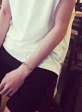 新款复古霸气图腾手链ins小众