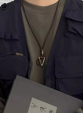 Vintage古着复古三角型皮质项链