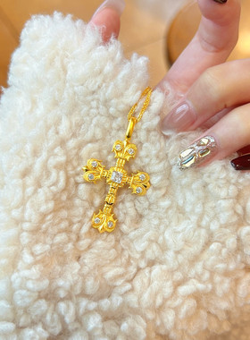 V金镀金火焰十字架项链超闪轻奢