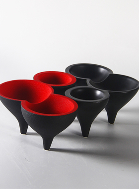 现代简约创意锥形三足插花器花瓶摆件样板L房间售楼处酒店客厅装