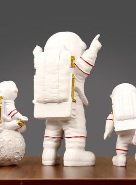 太空人宇航员儿童房卧室桌面航天员礼物摆件家居装饰品客厅酒柜子