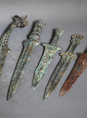 仿古青铜a器古代兵器纯铜刀剑A模型短剑家居工艺品摆件古玩收藏礼