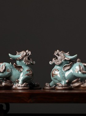 创意哥窑招财貔貅摆件一对家居客厅办公室桌面T装饰工艺品乔迁