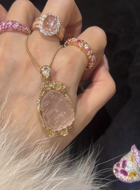 仿粉水晶九尾狐高级时尚项链新中式小狐狸轻奢锁骨链