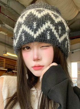费尔岛风波纹针织帽子女冬季显脸小保暖护耳针织帽复古百搭渔夫帽