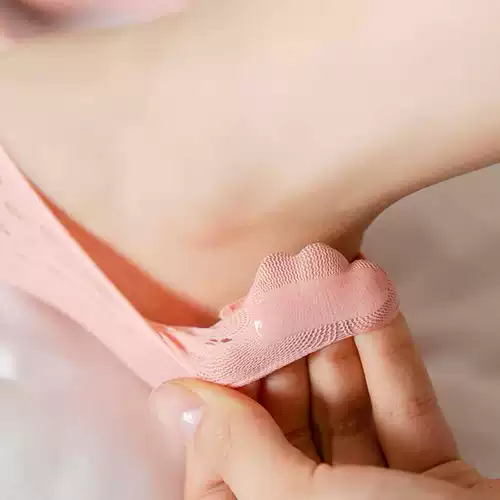 Ченг Ченг предпочитал пять носков Finger Summ