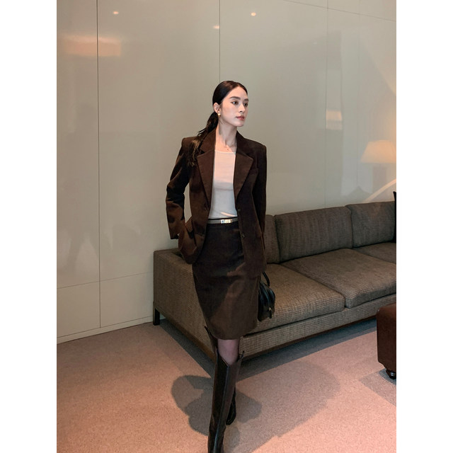 Maven Lin Italian ລົດນິຍົມສູງ corduroy blazer ຊຸດກະໂປງສີຂາວຂອງແມ່ຍິງ