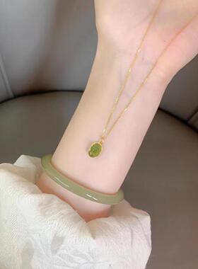 轻奢招财和田玉貔貅项链