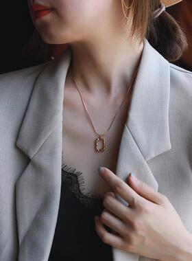 MaisonCleo双层几何方形毛衣项链