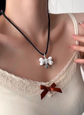 可爱快乐小狗骨头项链女款新款y2k甜酷辣妹脖子配饰小众百搭颈链