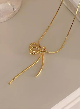 s925纯银线条蝴蝶结项链女ins小众设计轻奢高级感仙气闪钻锁骨链