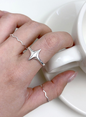 实拍s925纯银星光戒指女 十字星星ins冷淡风百搭简约光面星芒指环