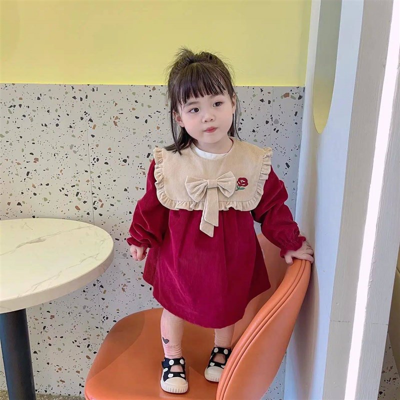 Baby girl's smock winter western-style outer wear waterproof little princess children's anti-dirty inverted gown bib spring and autumn