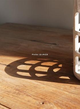 留白 美国单 Haus设计师款 建筑镂空陶瓷蜡烛台 收纳桶 花瓶 摆件