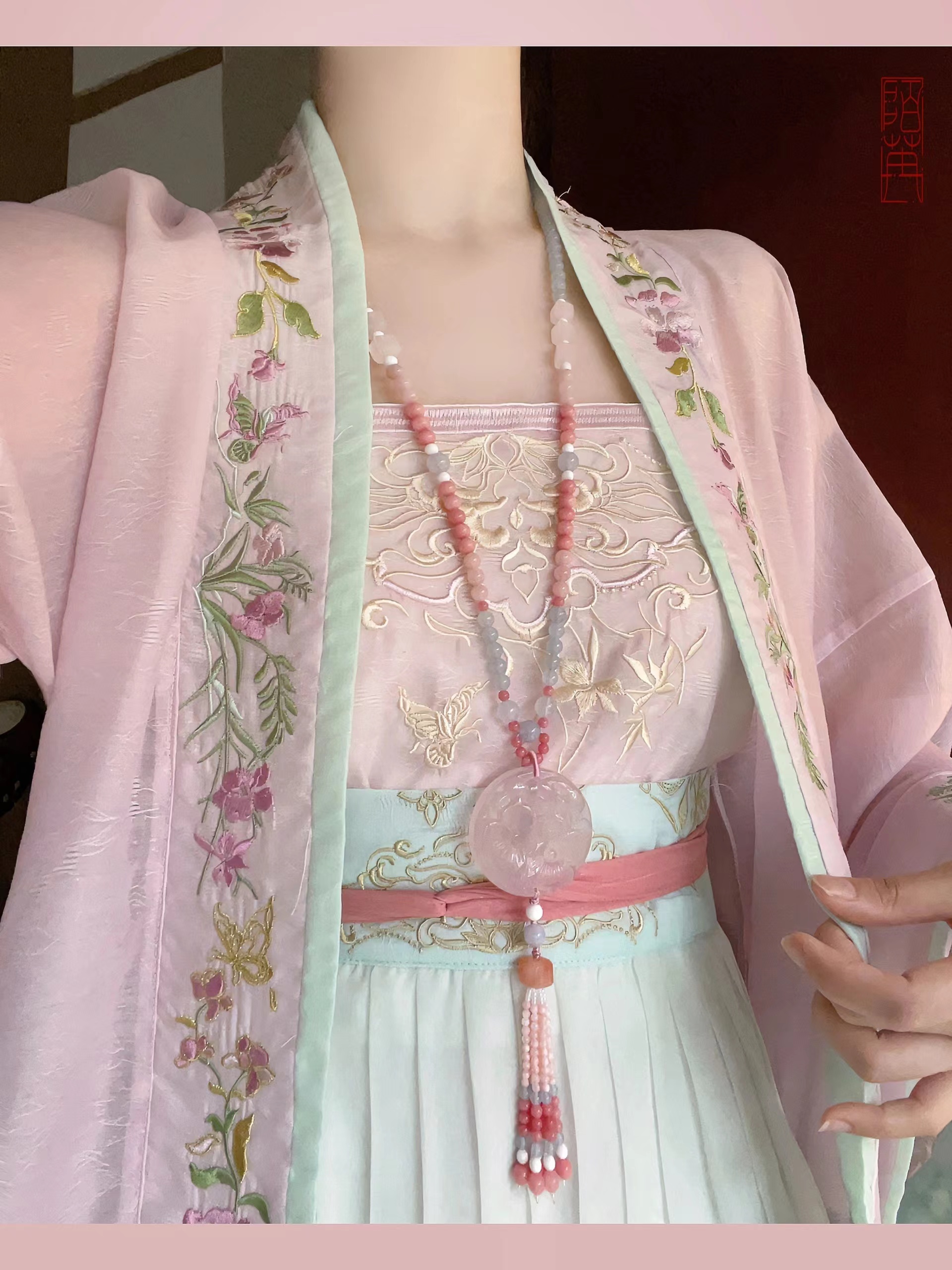 原创汉服女【夏至】宋制重工刺绣对襟衫吊带百迭裙日常套装春夏季 - 图2