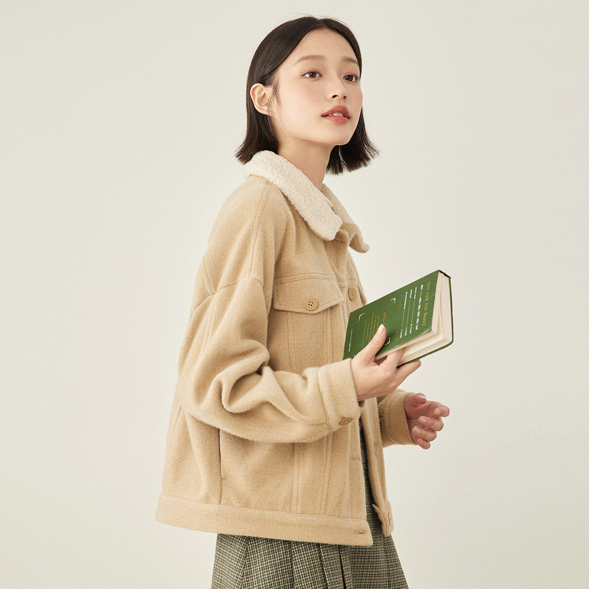 茵曼休闲冬季新款宽松羊羔翻领甜美 茵曼一零一度短外套