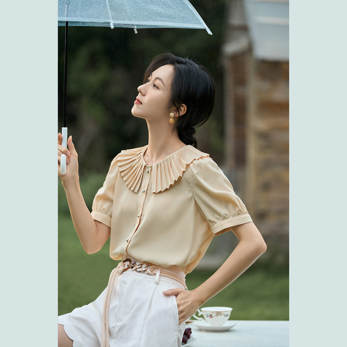 茵曼压褶气质2022夏季新款法式衬衫 茵曼一零一度衬衫