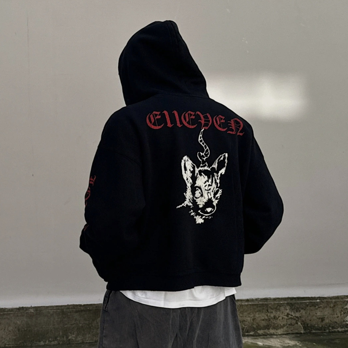 【现货】WE11DONE TRACK美式复古三眼小鹿印花拉链连帽卫衣外套,淘宝优惠券,粉丝福利购,淘宝优惠卷