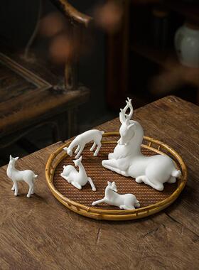 东方陶土鹿饰品家居客厅茶几桌面装饰工艺品办公室鹿饰品