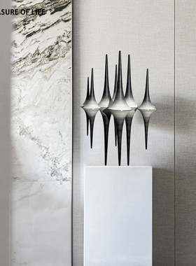 新品轻奢金d属倒影锥体艺术锥形摆件样板间售楼处展示架玄关电视