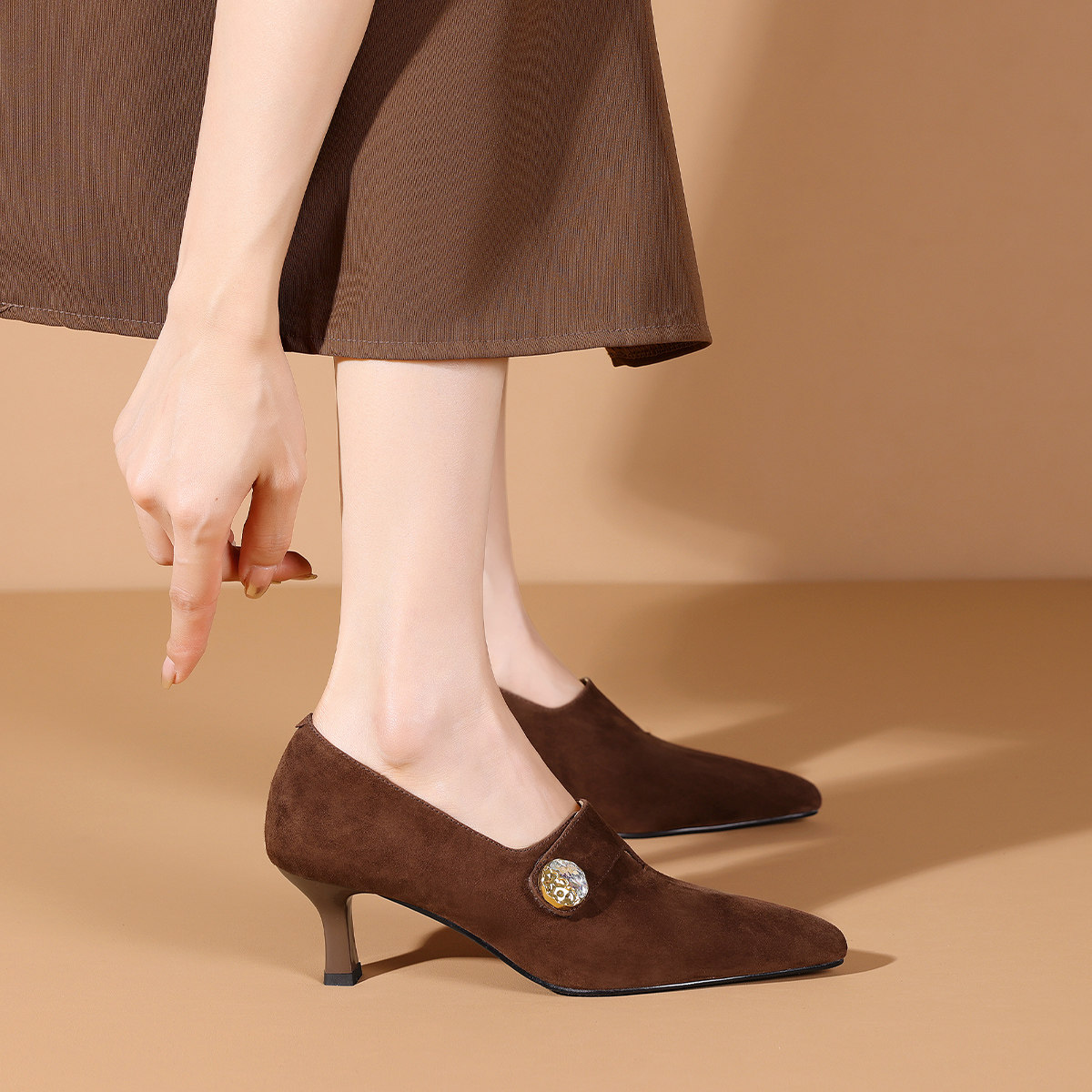 【羊反绒】星期六2026春季新款深口单鞋女尖头高跟鞋女细跟时装鞋,淘宝优惠券,粉丝福利购,淘宝优惠卷