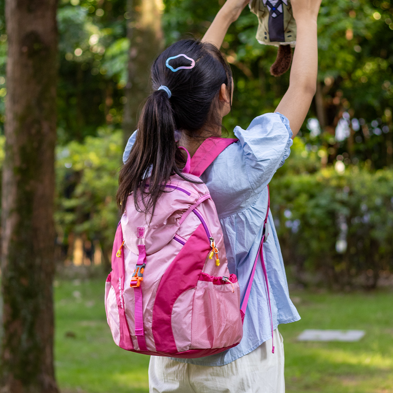 户外儿童旅行双肩包女孩外出旅游超轻背包女童小学生书包秋游轻便 - 图3