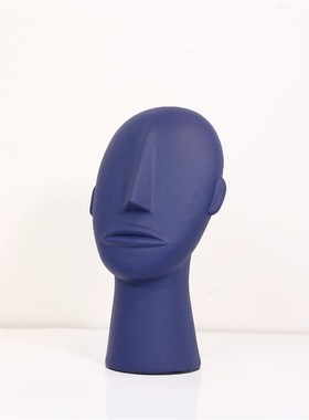 极速现代轻奢克莱因蓝人脸觉醒者人物雕塑树脂工艺V品样板间玄关