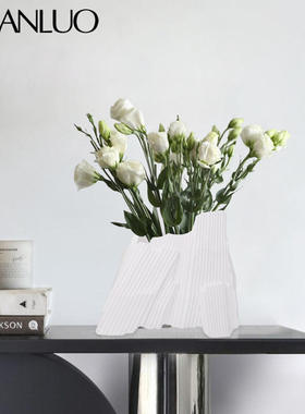 北欧树脂花瓶摆件创意时尚家居装饰品客厅样板房插花器小花瓶