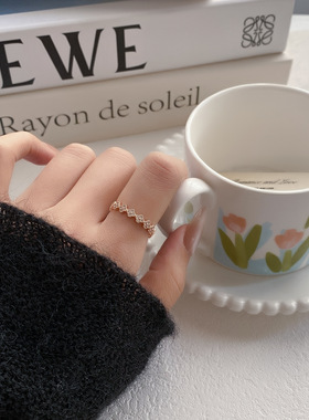 微镶锆石四叶草指环玫瑰金色闭口指环戒指女小众气质感轻奢食指戒