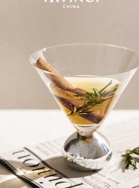 新品新品简约现代透明玻璃酒杯鸡尾酒杯酒K具样板间吧台酒柜装饰