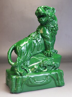 极速木雕老虎摆件绿色木制生肖上山虎木头雕刻青虎实X木家居装饰