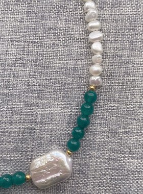 极速欧美202i3春季新款博主推荐绿色天然石不规则巴洛克珍珠项链