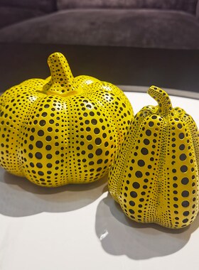 速发草间弥生波点柜瓜艺术摆视办公室装饰客厅床头电件南酒柜家居