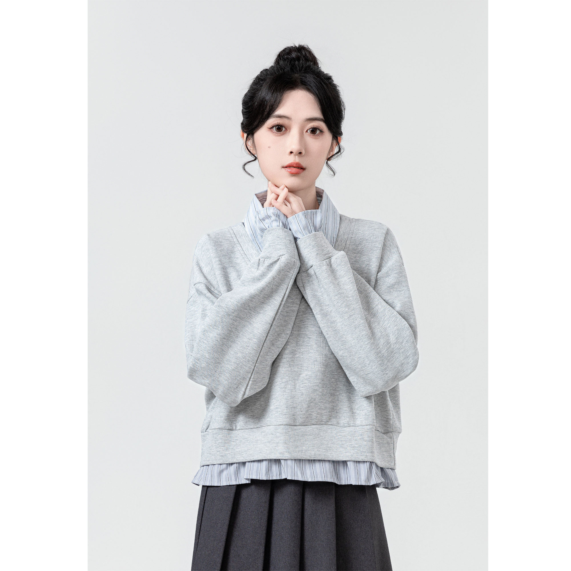 灰色假两件卫衣女春秋2025新款设计感拼接衬衫POLO领套头短款上衣,淘宝优惠券,粉丝福利购,淘宝优惠卷