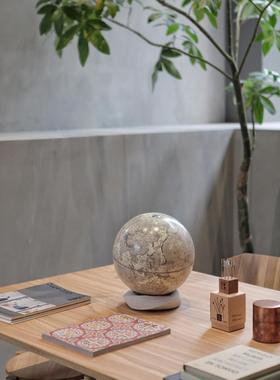 白色云环水泥底座宏微地球仪客厅书房桌面装饰摆件生日七夕礼物