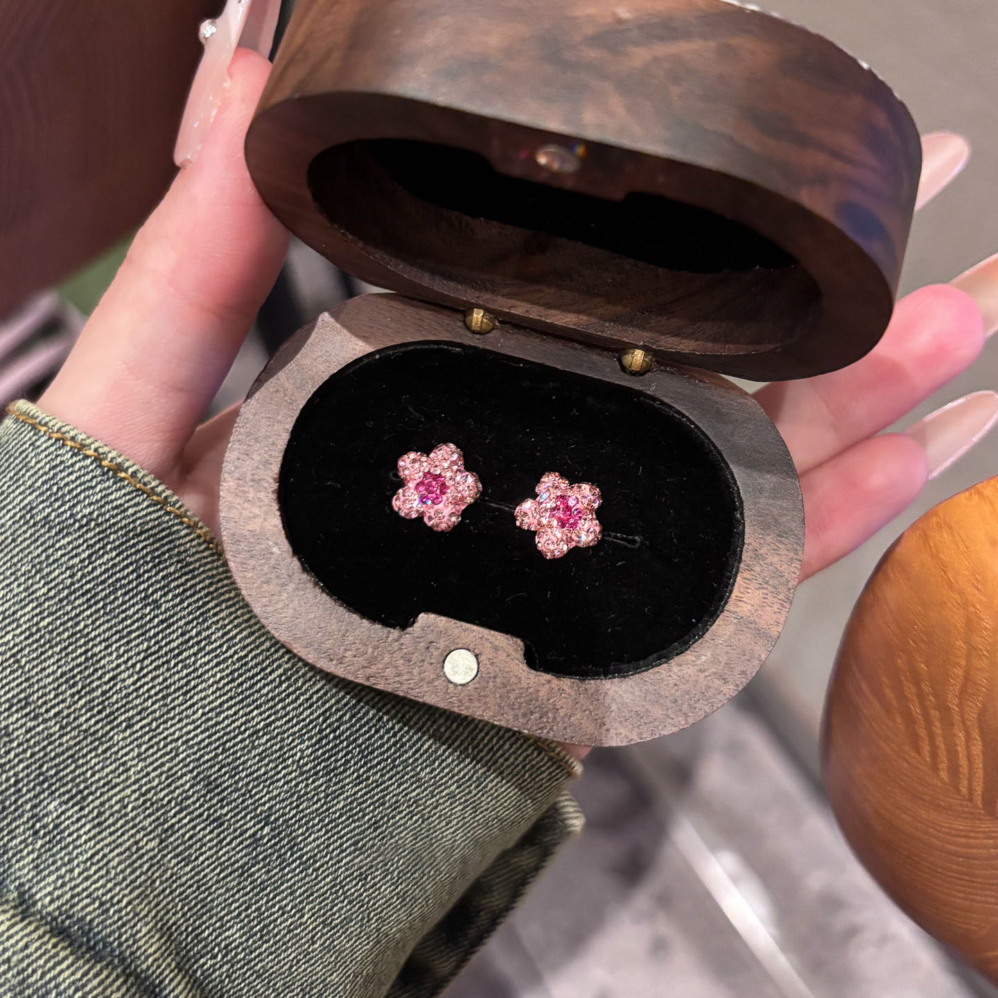 爆闪粉色小花花养耳洞耳钉女轻奢高级感睡觉免摘甜美少女风耳骨钉,淘宝优惠券,粉丝福利购,淘宝优惠卷