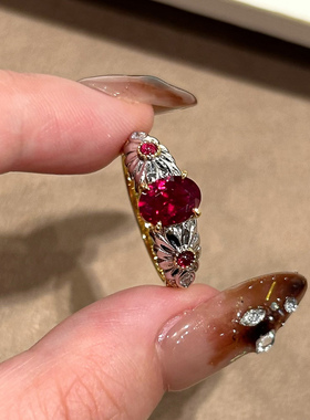爆闪玫红色鸽子蛋戒指轻奢高级感