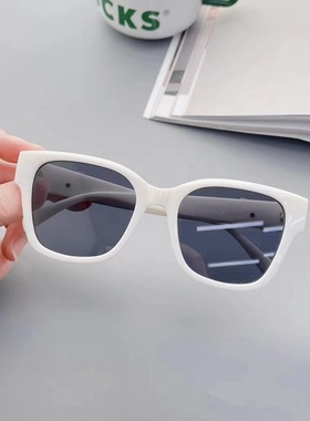 日本品质复古嫩粉色方形墨镜女圆脸显瘦网红高级质感韩潮男太阳眼