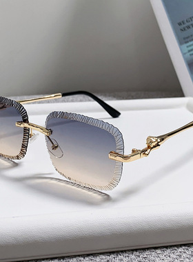 日本品质欧美时尚新款卡家锯齿无框太阳镜欧美ins时尚豹头金属墨