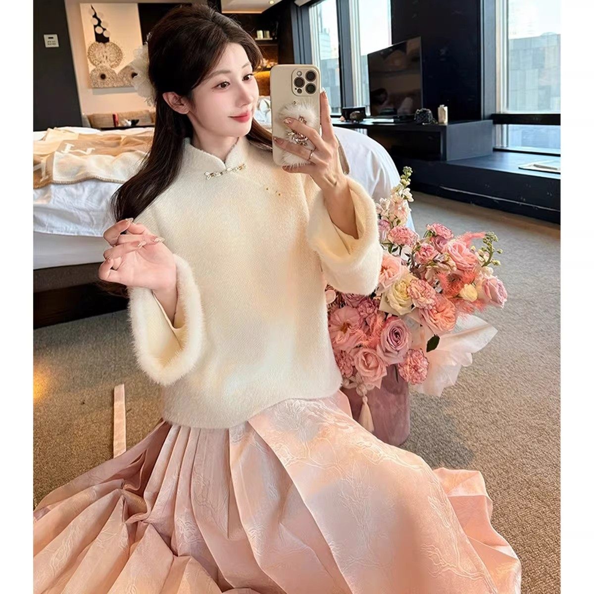 新中式国风粉色桃花马甲毛绒马面半裙冬千金感穿搭仙气打底衫套装,淘宝优惠券,粉丝福利购,淘宝优惠卷
