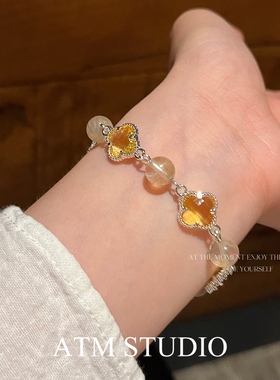 「冰岛假日」清冷感水晶串珠手链