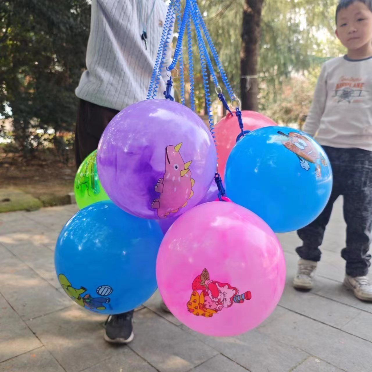 新款弹力链子卡通云彩球拍拍球链子球带吊环儿童玩具球摆地摊批发 - 图2