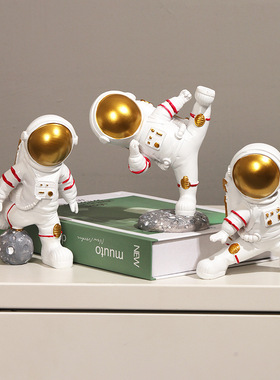 【原创设计】太空人可爱奶茶功夫宇航员树脂工艺品客厅装饰品摆件