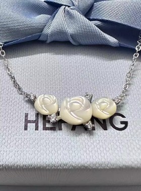 高级轻奢白玫瑰锁骨链女轻奢