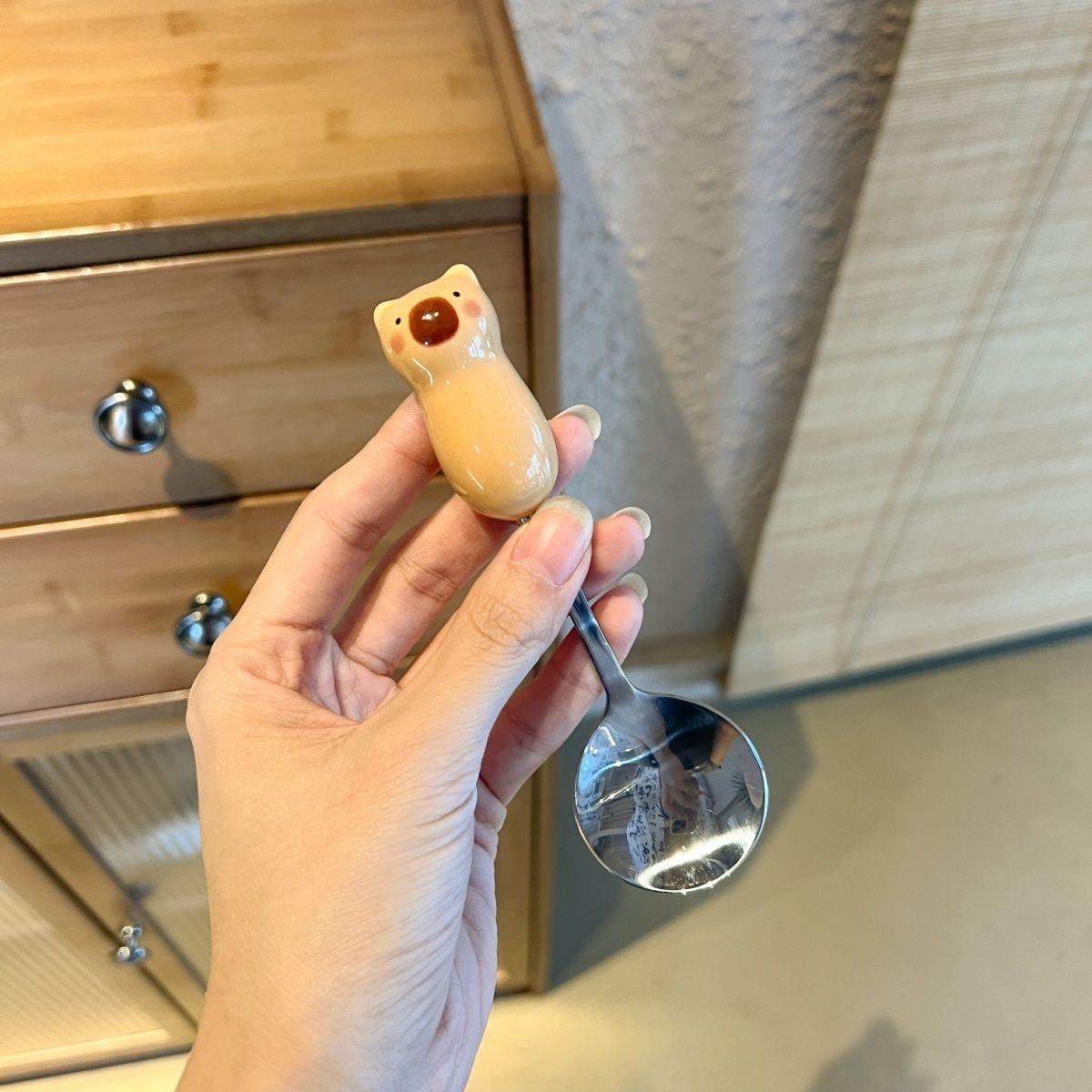 卡皮巴拉筷子勺子套装不锈钢学生三件套儿童叉子餐具便携式收纳盒,淘宝优惠券,粉丝福利购,淘宝优惠卷